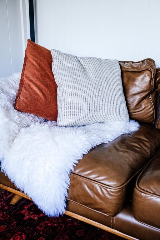Tips for Creating a Cozy and Inviting Living Space on a Budget