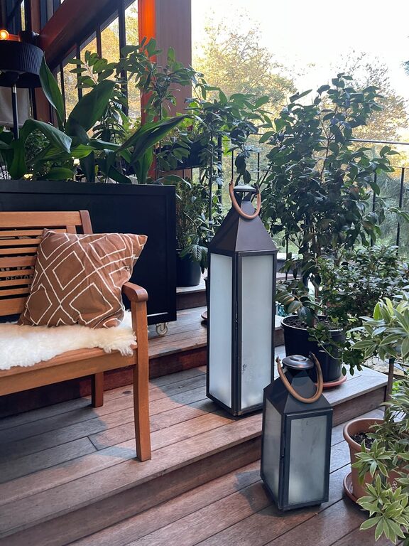 Tips for Creating a Cozy and Inviting Outdoor Space at Home